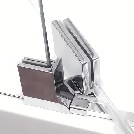 Bezrámové jednokřídlové sprchové dveře Roth Elegant Neo Line 80 cm v lesklém chromu s čirým sklem.