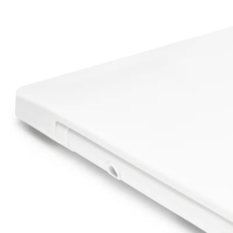 Bílé WC sedátko SAT Brevis se SoftClose a EasyLock pro snadné sejmutí a čištění.