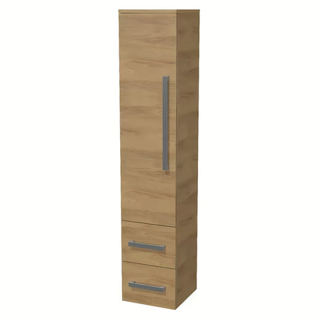 Závěsná vysoká koupelnová skříňka SAT Cube Way v dekoru dub hickory s chromovými úchytkami