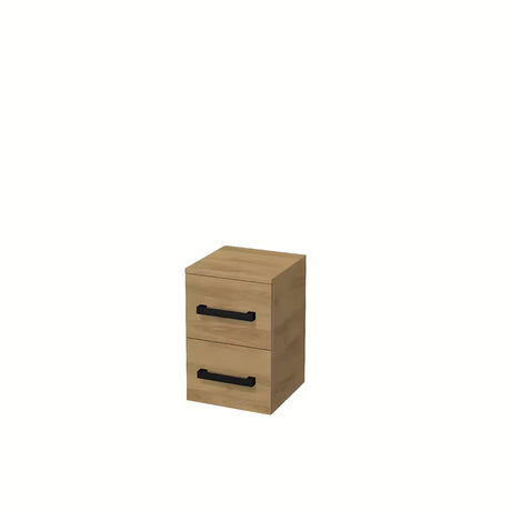 Nízká stojící koupelnová skříňka SAT Cube Way v dekoru dub hickory s matným povrchem.