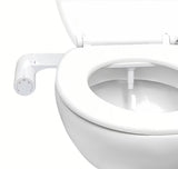Bílé bidetovací podsedátko SAT Easybidet pro instalaci pod WC sedátko bez připojení k elektřině.