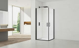 Světle šedá koupelnová předložka SAT Infinitio s hebkým dlouhým vlasem a protiskluzovou spodní vrstvou.