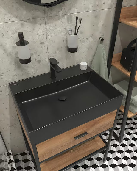 Černá matná umyvadlová baterie SAT Mood s pákovým ovládáním a úsporným perlátorem