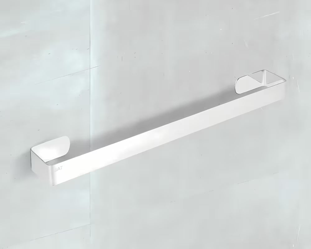 Chromový držák ručníků SAT Mood v jednoduchém a elegantním designu pro nástěnnou instalaci