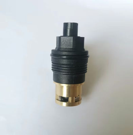 Náhradní přepínač pro sprchové baterie značky SAT pro plynulé přepínání toku vody