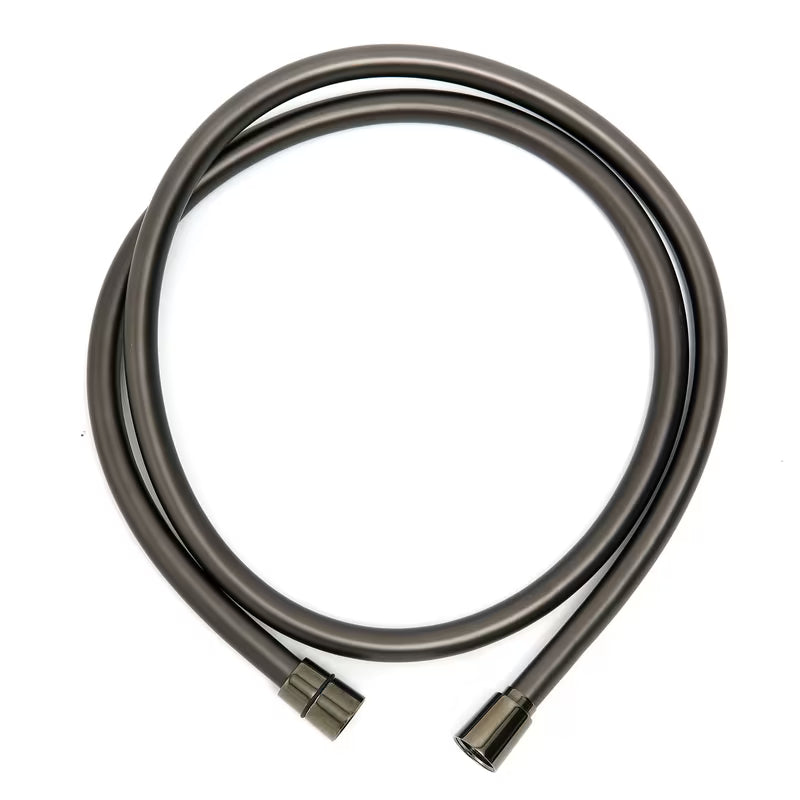 Sprchová hadice SAT Dark v matném provedení PVD Gun Metal o délce 150 cm.