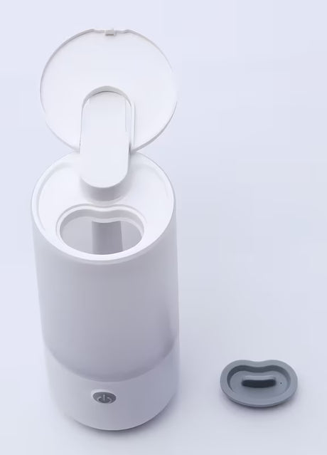 Bílý bezdotykový stolní dávkovač mýdla a dezinfekce SAT s nádržkou 250 ml