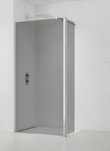 Walk-in sprchová zástěna SAT Walk-in 110 cm v lesklém chromu s neprůhledným sklem a kouřovým dekorem.