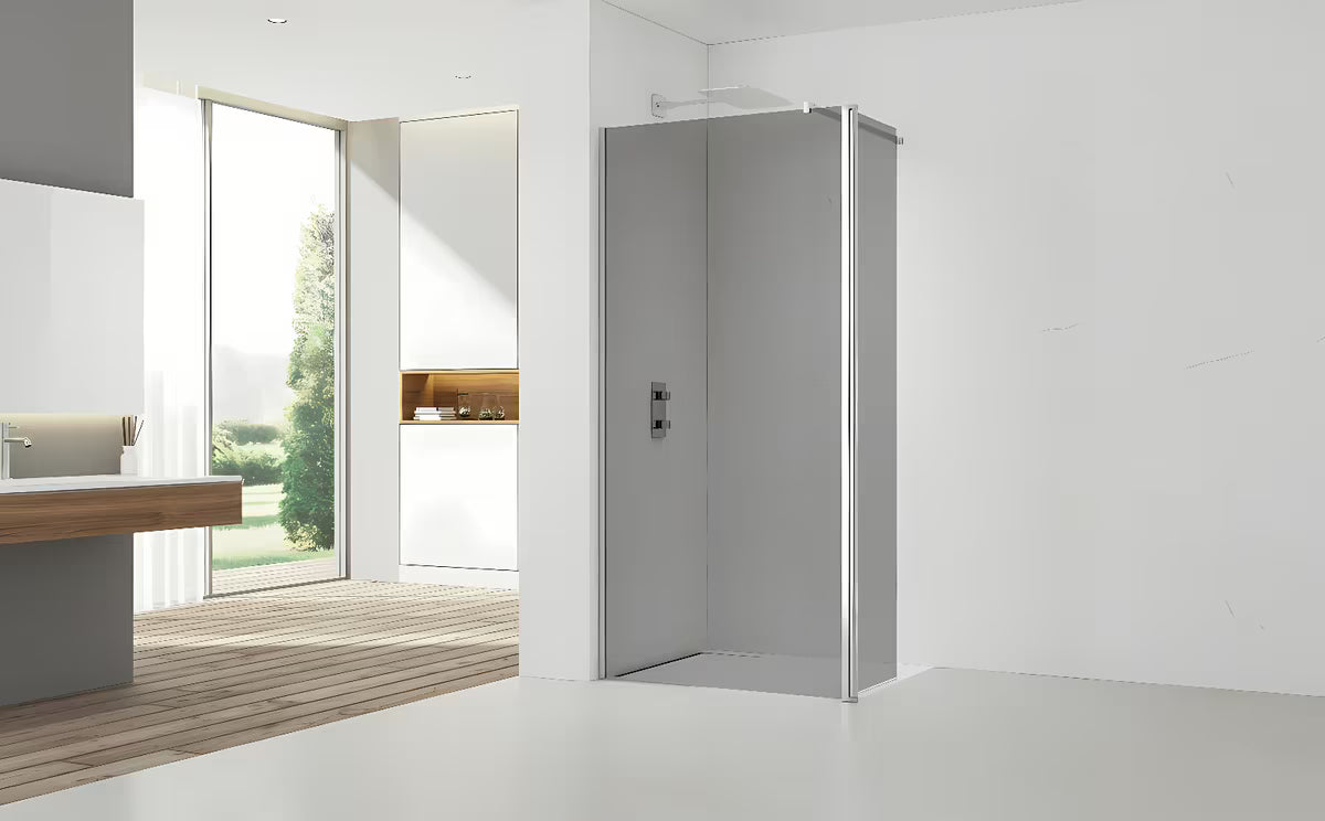 SAT Walk-in sprchová zástěna Walk-In 120 cm v lesklém chromu s neprůhledným sklem s kouřovým efektem