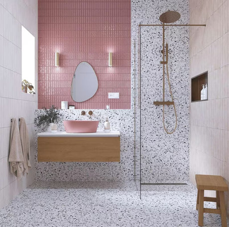 Walk-in sprchová zástěna SAT Walk-in 130 cm s čirým sklem a zlatým lesklým profilem