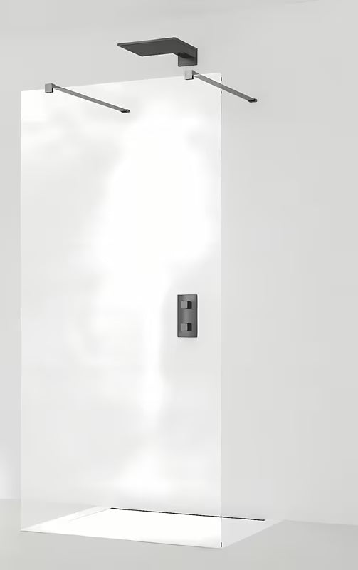 Walk-in sprchová zástěna SAT Walk-in 140 cm v černém provedení s čirým sklem a bezrámovým designem.