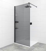SAT Walk-in sprchová zástěna Walk-In 90 cm v černé barvě s neprůhledným sklem s kouřovým efektem.