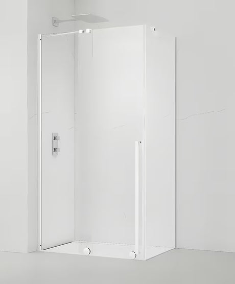 Obdélníkový sprchový kout SAT Xmotion 110x90 cm v bílé barvě s čirým sklem a posuvným otevíráním.