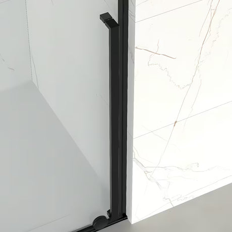 Sprchová zástěna Walk-In SAT Xmotion 120 cm v černém provedení s čirým sklem a posuvným otevíráním.