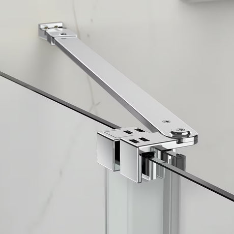 Sprchové dveře SAT Xmotion 120 cm do niky v lesklém chromu s čirým sklem a posuvným otevíráním.