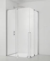 Čtvercový sprchový kout SAT Walk-In Xmotion 110x110 cm v lesklém chromu s čirým sklem a posuvnými dveřmi.