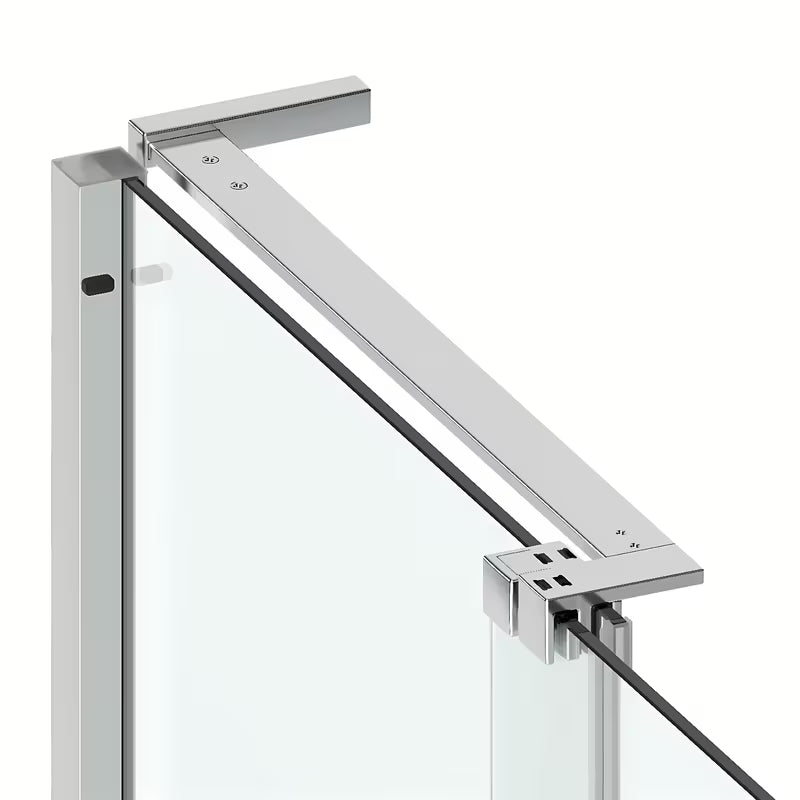 Čtvercový sprchový kout SAT Walk-In Xmotion 120x120 cm v lesklém chromu s čirým sklem a posuvnými dveřmi.