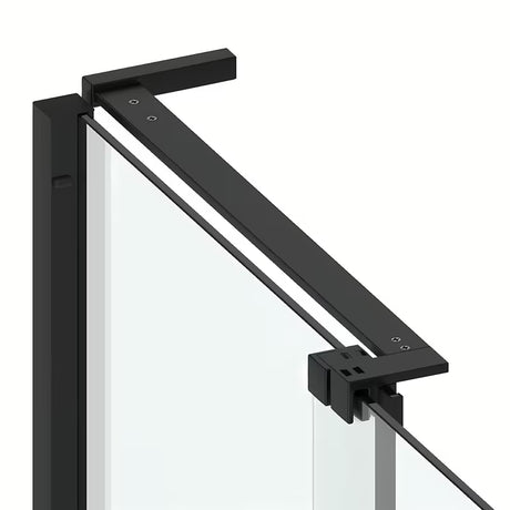 Obdélníkový sprchový kout SAT Walk-In Xmotion 140x80 cm v černé barvě s čirým sklem a posuvnými dveřmi.