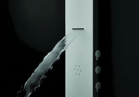 Bílý sprchový panel SIKO Alushower se 4 funkcemi včetně hlavové a ruční sprchy, vodopádu a masážních trysek.