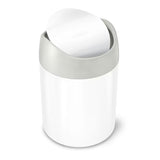 Stolní odpadkový koš Simplehuman Mini bin v provedení bílá ocel s vyklápěcím víkem
