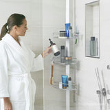 Nastavitelná sprchová tyč Simplehuman Shower caddy s drátěnými poličkami do rohu v nerezovém provedení.