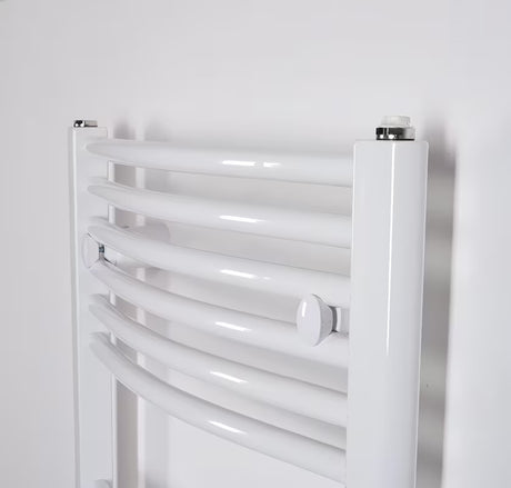 Bílý kombinovaný trubkový radiátor Thermal Trend KDO 45x98 cm do koupelny.