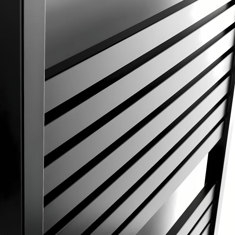Černý kombinovaný radiátor Thermal Trend Kh 169x45 cm vhodný pro teplovodní i kombinované vytápění.