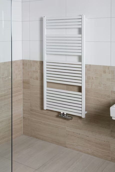 Bílý kombinovaný radiátor Thermal Trend o rozměru 60x133 cm
