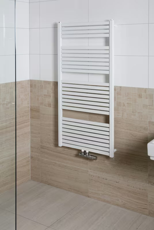 Bílý kombinovaný radiátor Thermal Trend o rozměru 60x133 cm