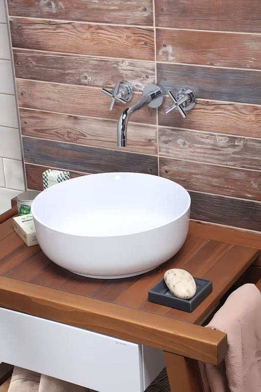 Bílé umyvadlo na desku SIKO Triomini Slim z tenké keramiky 38,5x38,5 cm bez přepadu