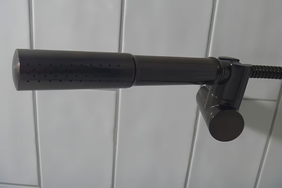 WF Industrial páková nástěnná vanová baterie se sprchovým setem v povrchu olejem gumovaný bronz dark-metal.